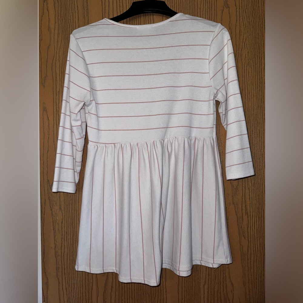 Flowy Top - Picture 2 of 3
